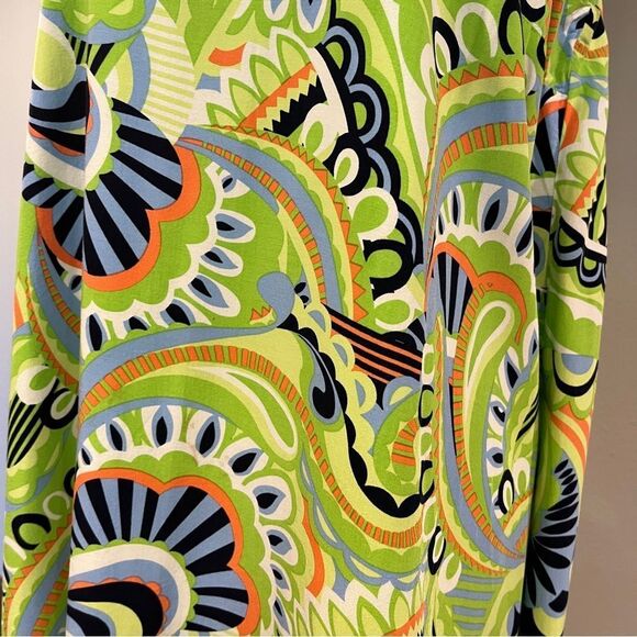 Vibrant Sleeveless A-line Dress with Abstract Pattern - Picture 3 of 11